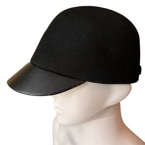 Giovannio New York Black Wool Felt Jockey Cap with Leather Brim